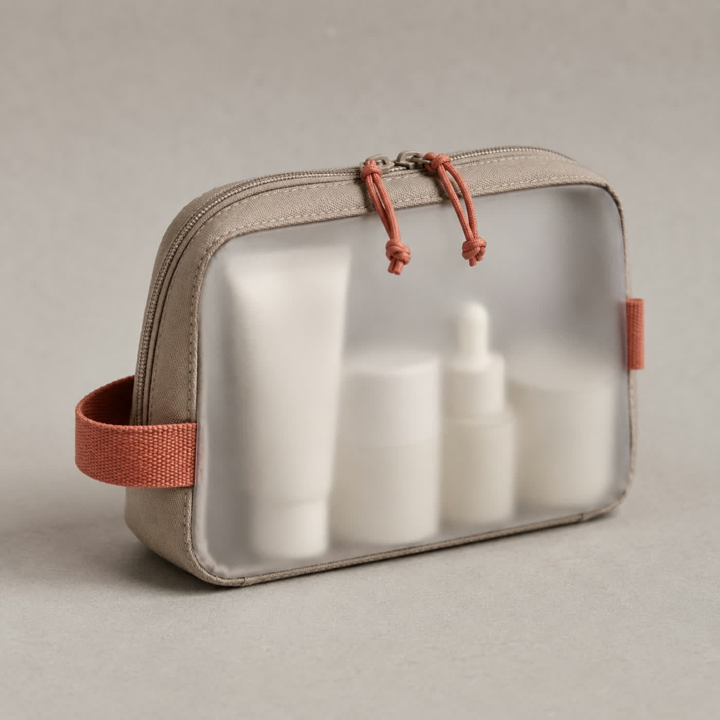 Flatlay Clear cosmetic organiser