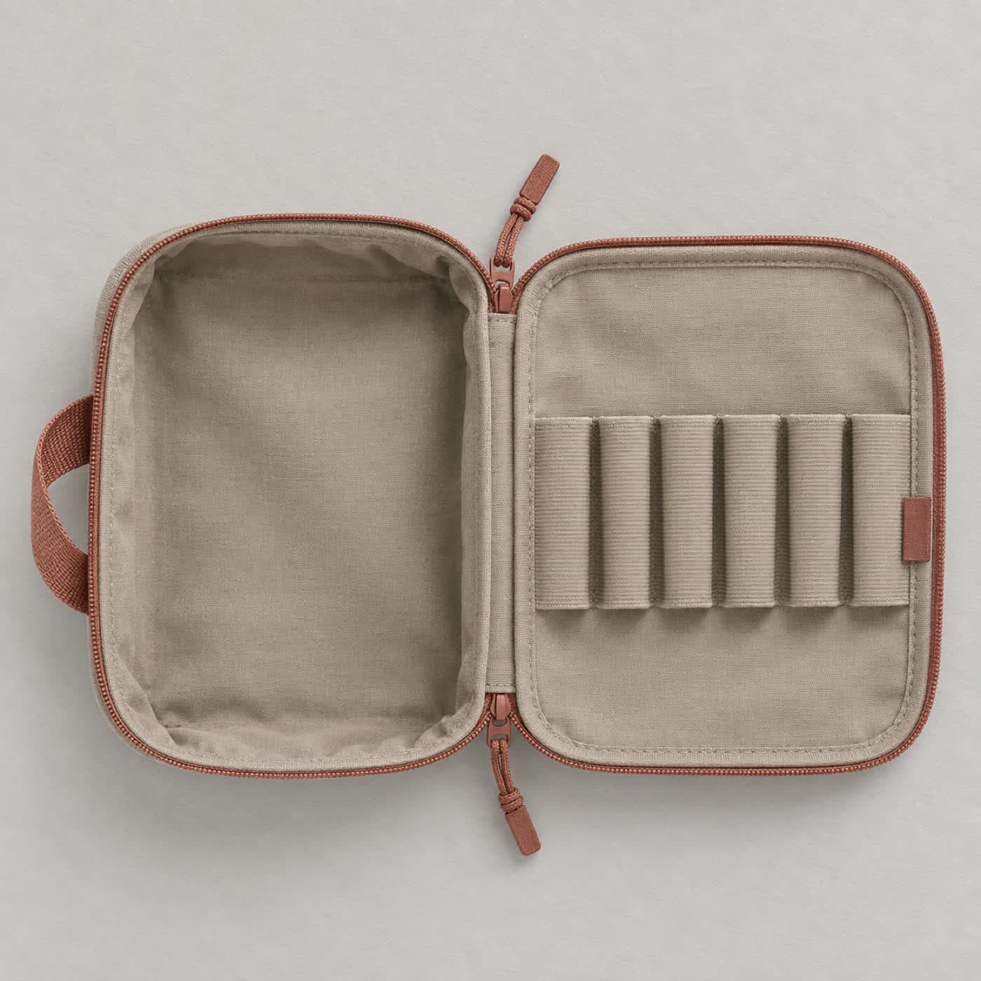 Flatlay Daily cosmetic organiser